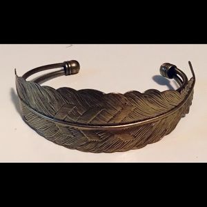 PLUNDER RETIRED 2015 BRACELET